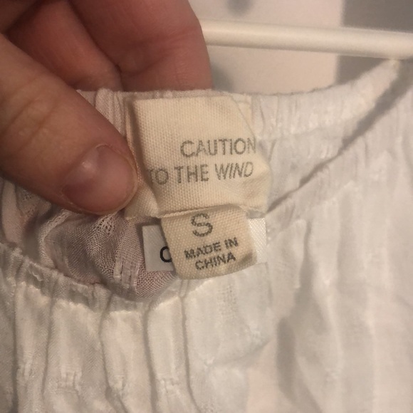 🙀$10 SALE Off Shoulder Blouse - Picture 3 of 3